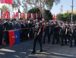 Antalya’da Cumhuriyet Bayramı coşkusu ilçelerde de sürüyor