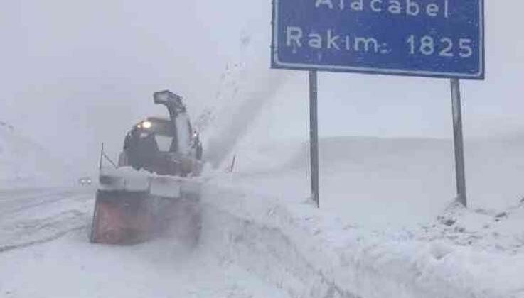 Antalya-Konya karayolu tüm araç trafiğine açıldı