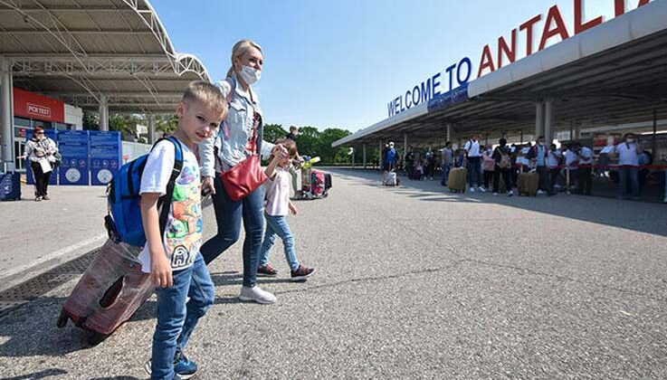 Savaş dönemi gelen Rus turist sayısı, pandemili yılları geçti