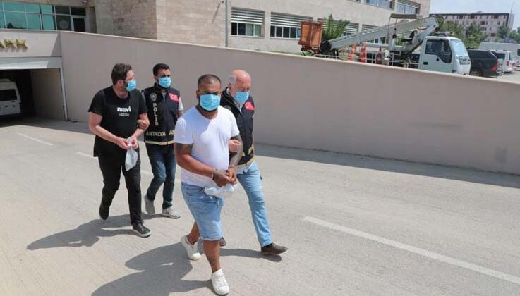 Antalya’da 41 ekip 102 personelle eşzamanlı aranan şahıs operasyonu