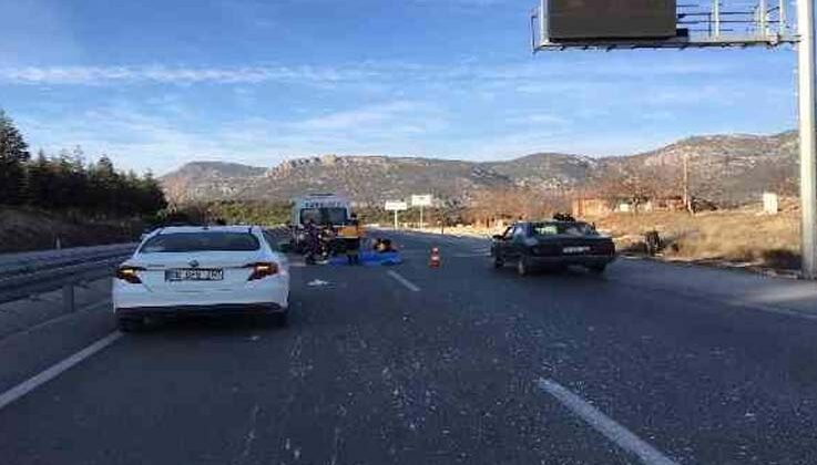 Yolun karşısına geçmek isterken otomobilin çarptığı kadın hayatını kaybetti