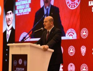 Bakan Soylu: “2 kare fotoğraf üzerinden bize iftira atanlar, organize suç örgütlerinin avukatlığını yapar hale gelmişlerdir”