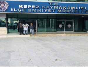 Antalya’da kesinleşmiş hapis cezası ile aranan 3 şahıs yakalandı