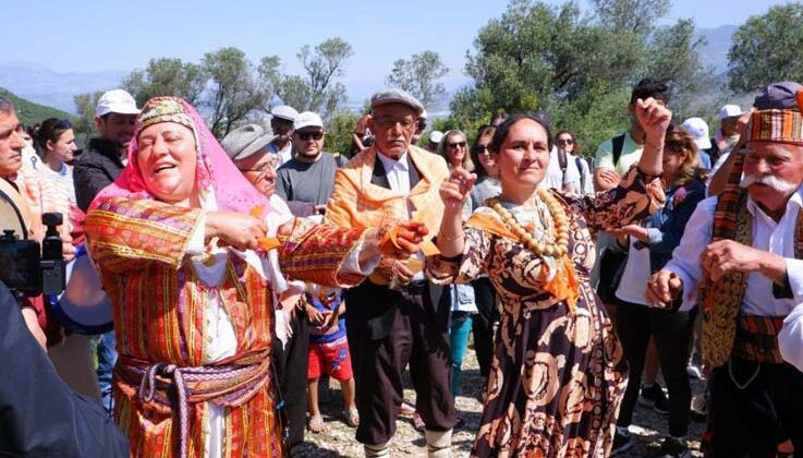 Kaş’ta Likya Su Yolu Yürüyüşü ve Patara Yörük Göçü düzenlendi