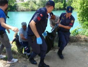 Manavgat Irmağı’nda sürüklenen kadın cesedi ekipleri harekete geçirdi