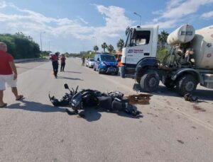 ‘U’ dönüşü yapan beton mikseri motosikletle çarpıştı: 2 yaralı