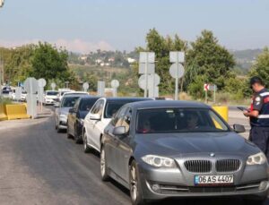 Bayramda nüfusun ikiye katlanması beklenen Antalya’ya tatilci akını