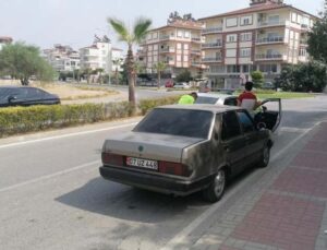 Abart egzoz denetiminden kaçtı yakalanınca yemediği ceza kalmadı