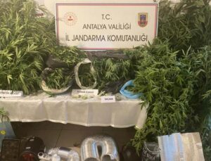 Jandarmadan uyuşturucu tacirlerine geçit yok