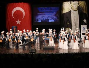 Tattimbet Akademik Halk Çalgıları Orkestrası Cumhuriyetin 100. Yılına özel konser düzenledi