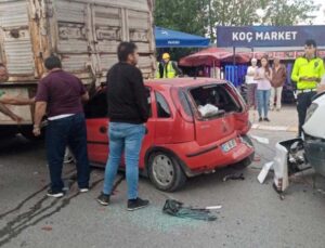 Antalya’da 4 araçlı zincirleme kaza