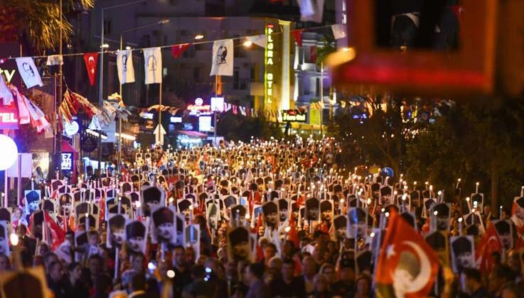 Antalya’da fener alaylı Ata’ya saygı yürüyüşü düzenlenecek