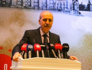 Kurtulmuş: “İnsanların evlerini başlarına yıktıkları bir ortamda yaşıyoruz”