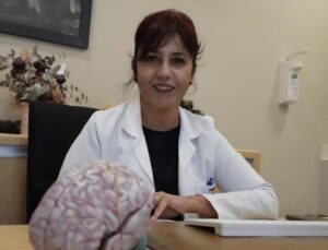 Prof. Dr. Biçer: “Dirençli hastalarda epilepsi pili nöbetleri yarı yarıya azaltıyor”