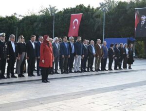 Kemer’de öğretmenler günü kutlandı