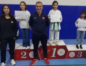 Kemer Belediyesi karate takımından 14 madalya