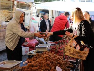 Alanya Belediyesi’nden kandil ikramı