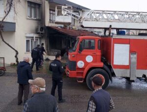 Müstakil evde çıkan yangın korkuttu: 1 kişi dumandan etkilendi