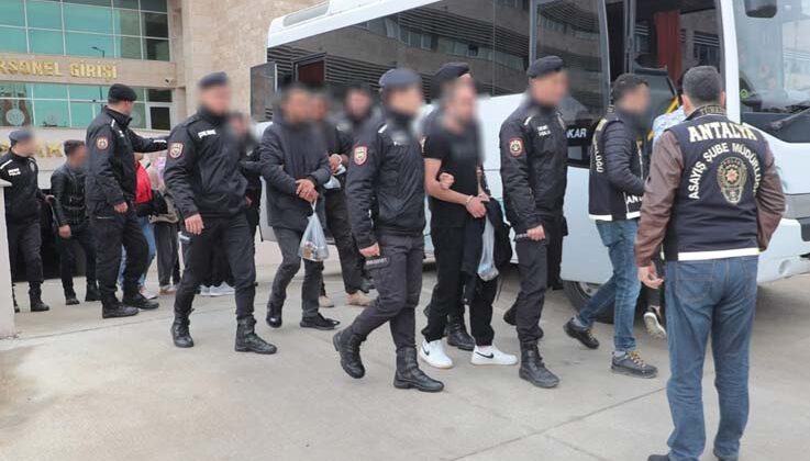 Antalya’da bir haftada 220 şüpheli tutuklandı