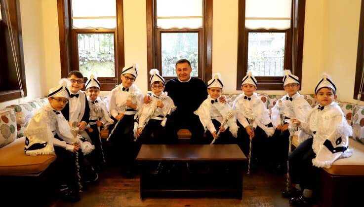 Alanya Belediyesi geleneksel sünnet organizasyonu devam ediyor