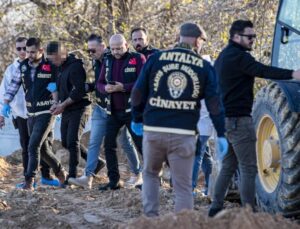 Kurye ve baldız katilinin cinayetten sonra Ali Diken’in telefonlarını satarak, maaşını bankamatikten çektiği tespit edildi