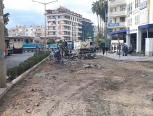 Alanya’da Başkent Kavşağı ile Yunus Emre Caddesi arası yenileniyor