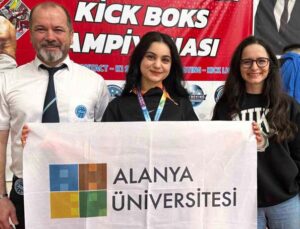 Alanya Üniversitesi’nde bronz madalya sevinci