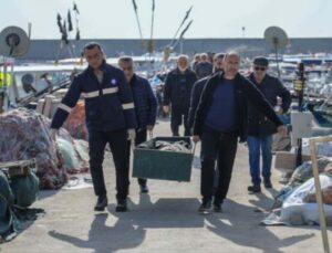 Teknesinden denize düşen emekli öğretmen öldü