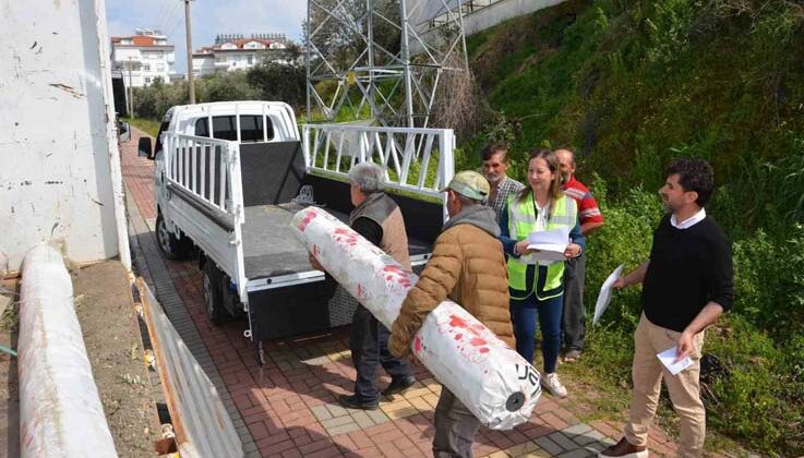 Büyükşehir Belediyesi Alanyalı üreticilerin yaralarını sarıyor