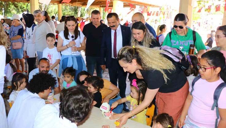 Büyükşehir Belediyesi 23 Nisan Çocuk ve Uçurtma Festivali sürüyor