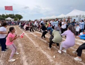 Bu kez anneler yarıştı, çocukları destek verdi