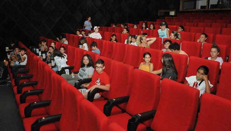 Kemer’de geleceğin müzisyenleri ve yelkencileri Cinemapink’te buluştu