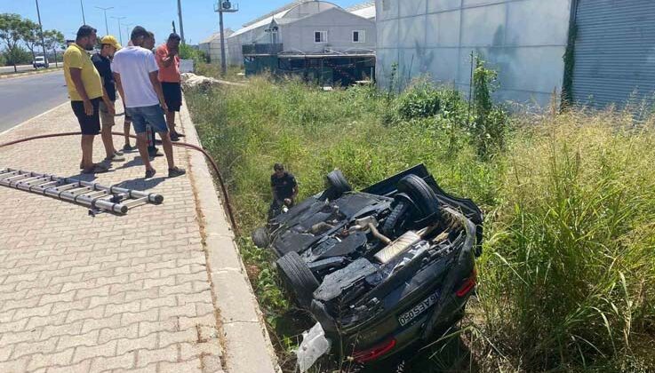 Şarampole uçan otomobildeki 2 kişi yaralı olarak kurtarıldı