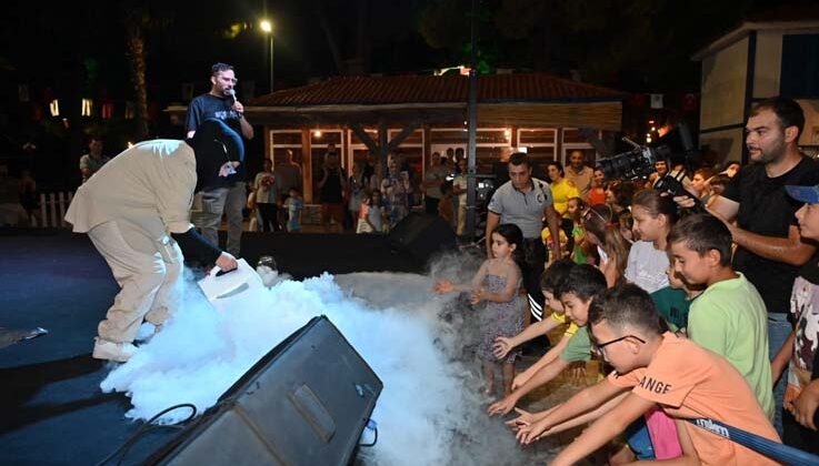 Antalya Bilim Merkezi’nden, Kepez Kültür Festivali’nde ‘Bilim Şov’