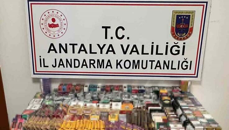 Manavgat’ta kaçak tütün ve sigara operasyonu