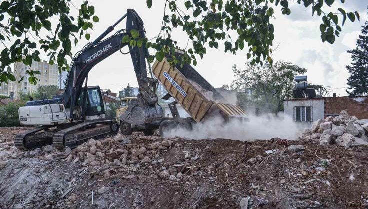 Kepez Belediyesi, Ay Deresi ıslah çalışmasıyla sel baskınlarına ‘dur’ diyecek