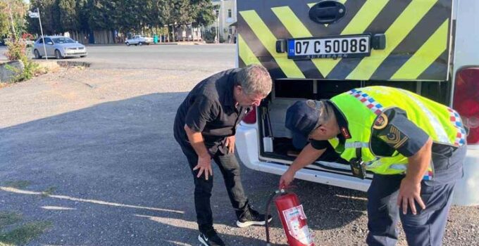 Jandarma Gazipaşa’da okul servislerini denetledi