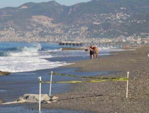 Alanya’da 20 yaşındaki gencin cansız bedeni kıyıya vurdu