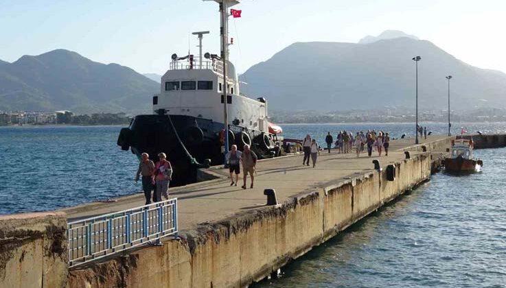 Alanya ekonomisine ‘’kruvaziyer’’ gemileri katkı sağlıyor