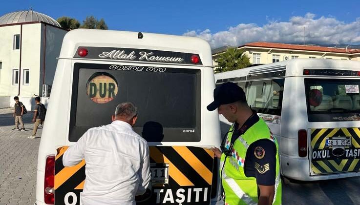 Antalya’da okul servis araçlarına denetim