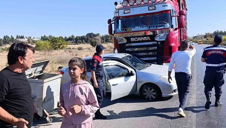 Kamyon önüne aldığı otomobili 500 metre sürükledi