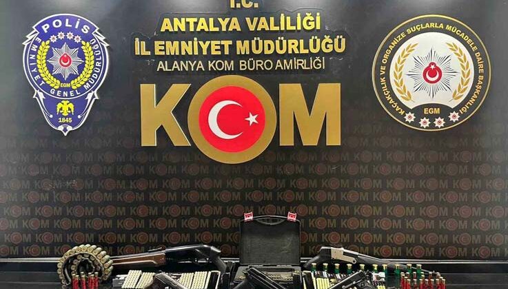 Antalya’da silah operasyonu