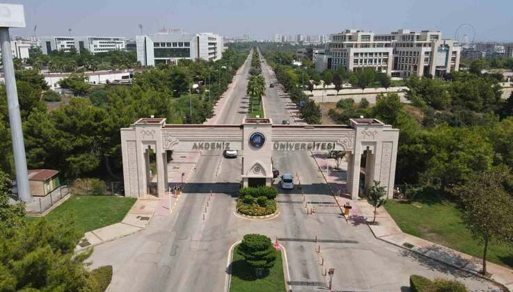 Akdeniz Üniversitesi URAP sıralamasında yükseldi