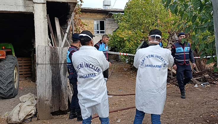 Alzheimer hastası yaşlı kadın yanan evde hayatını kaybetti