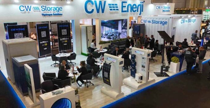 CW Enerji Solar Storage Fuarı’nda enerji depolama sistemlerini sergiledi