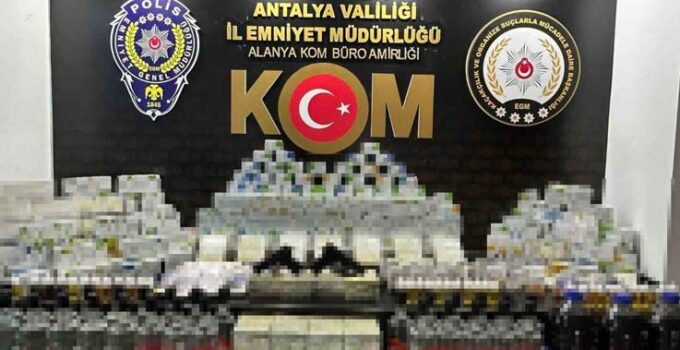 Antalya’da çok sayıda gümrük kaçağı malzeme ele geçirildi, 11 şahsa adli işlem yapıldı