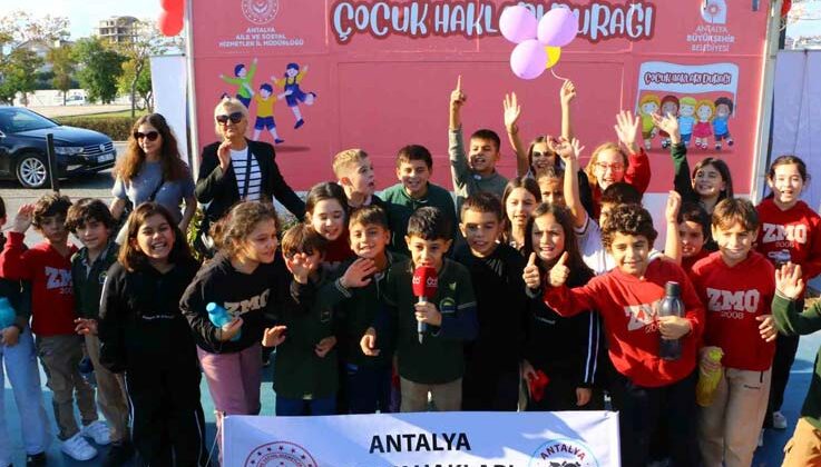 Antalya’nın ilk “Çocuk Hakları Durağı” açıldı