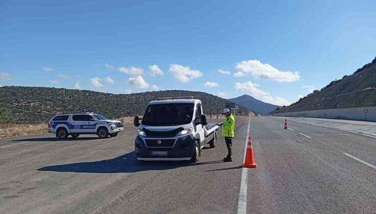 Antalya’da 1 haftada 16 bin araç sürücüsüne ceza uygulandı