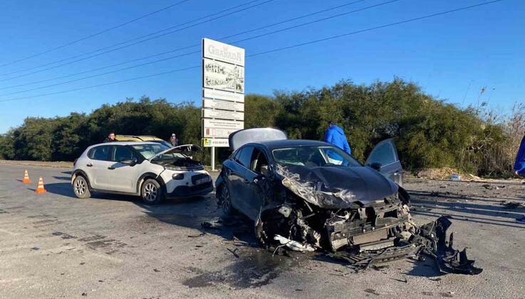 Antalya’da zincirleme kaza: 2 yaralı