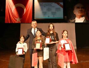 İstiklal Marşı’nın kabulünün 104. yıl dönümü, Antalya’da kutlandı